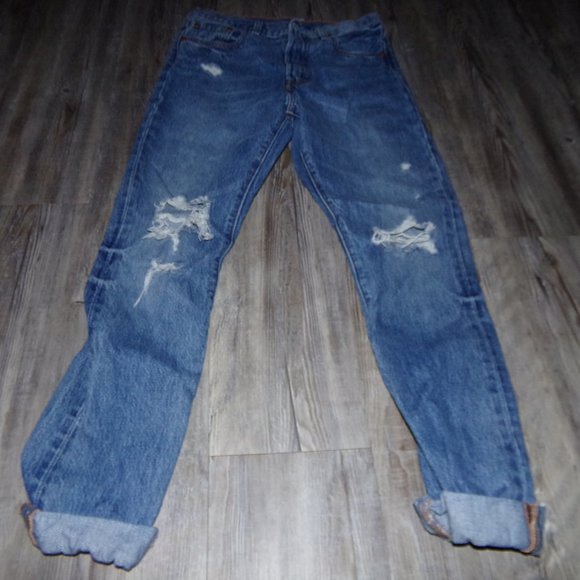 Women's Levi Jeans - Picture 3 of 7